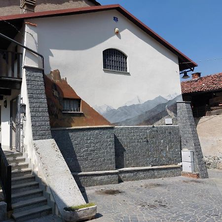 Casa Del Rustico, Indipendente Vista Sacra Con Dipinto Villa Caprie Dış mekan fotoğraf