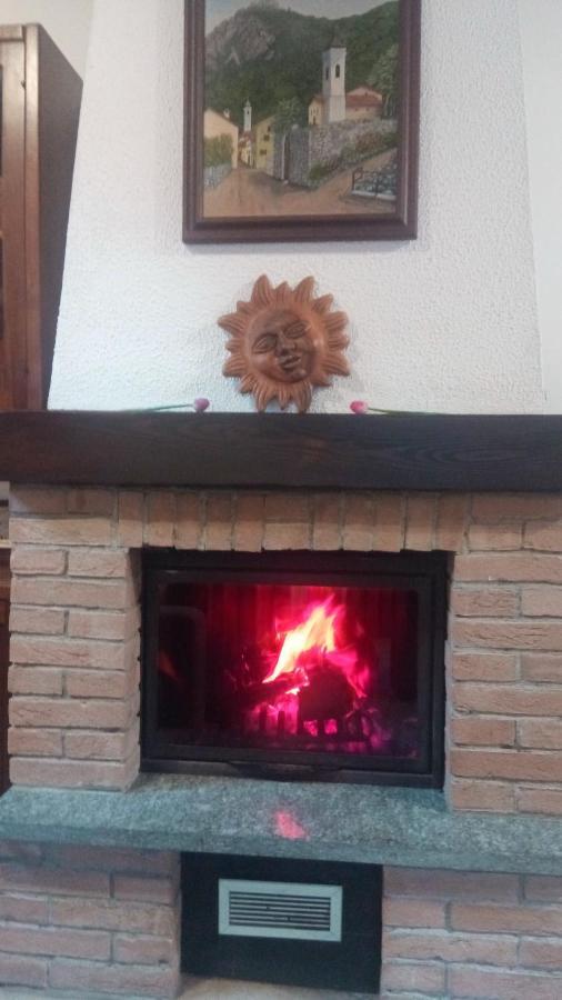 Casa Del Rustico, Indipendente Vista Sacra Con Dipinto Villa Caprie Dış mekan fotoğraf