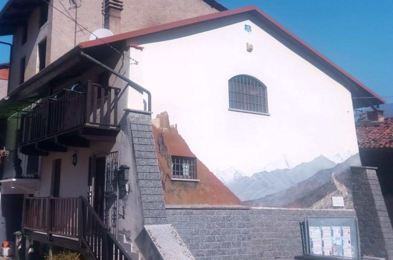 Casa Del Rustico, Indipendente Vista Sacra Con Dipinto Villa Caprie Dış mekan fotoğraf