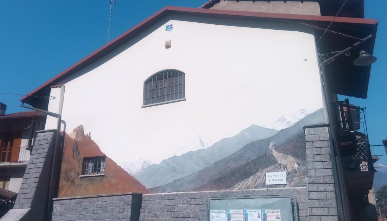 Casa Del Rustico, Indipendente Vista Sacra Con Dipinto Villa Caprie Dış mekan fotoğraf