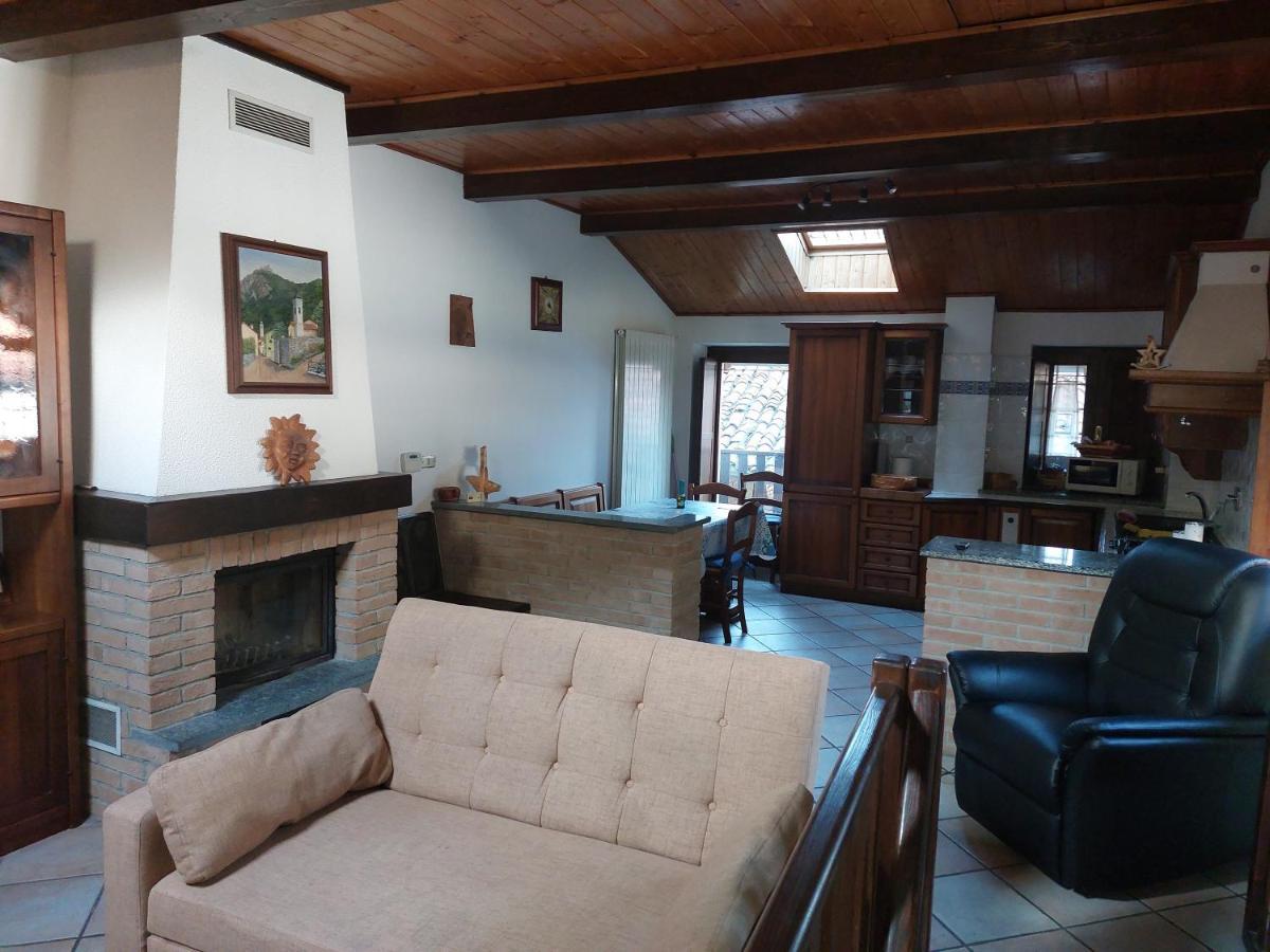 Casa Del Rustico, Indipendente Vista Sacra Con Dipinto Villa Caprie Dış mekan fotoğraf